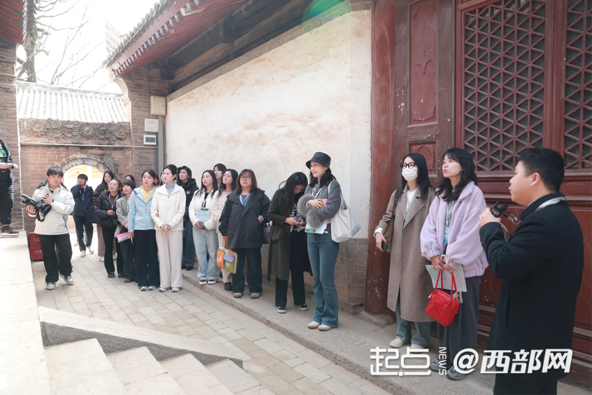 乙巳年全国网络媒体探寻华夏根脉主题采访活动走进仓颉庙
