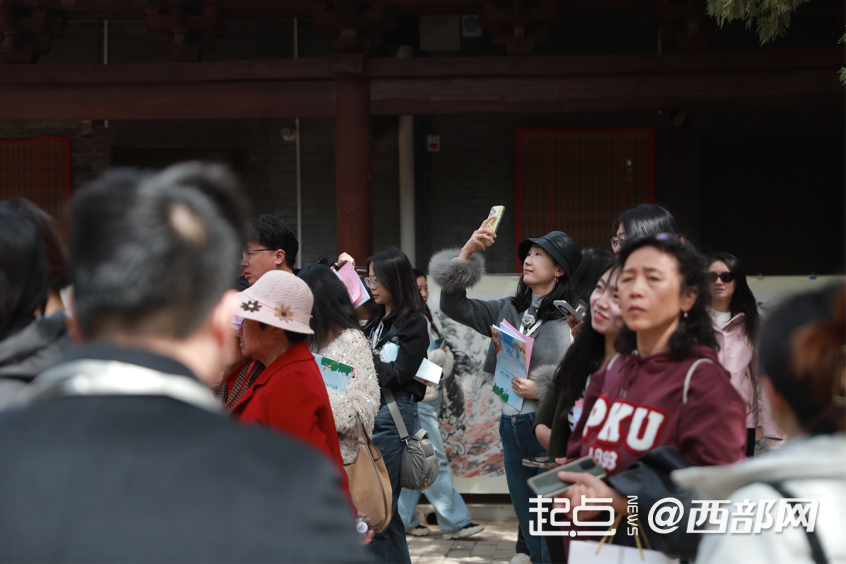 乙巳年全国网络媒体探寻华夏根脉主题采访活动走进仓颉庙